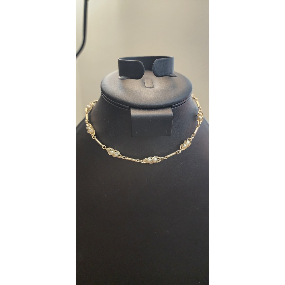 Sarah Coventry Vintage Gold Tone Faux Pearl Station Necklace Mid Century Jewelry